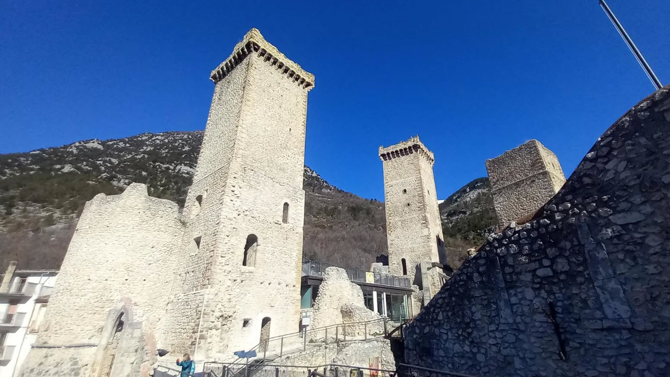 Castello di Bugnara, Italy
